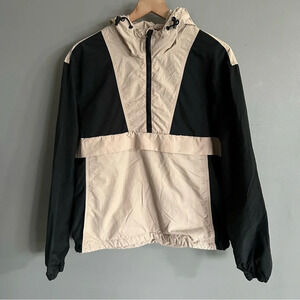 H&M Divided Black and tan pullover jacket. Small. EUC